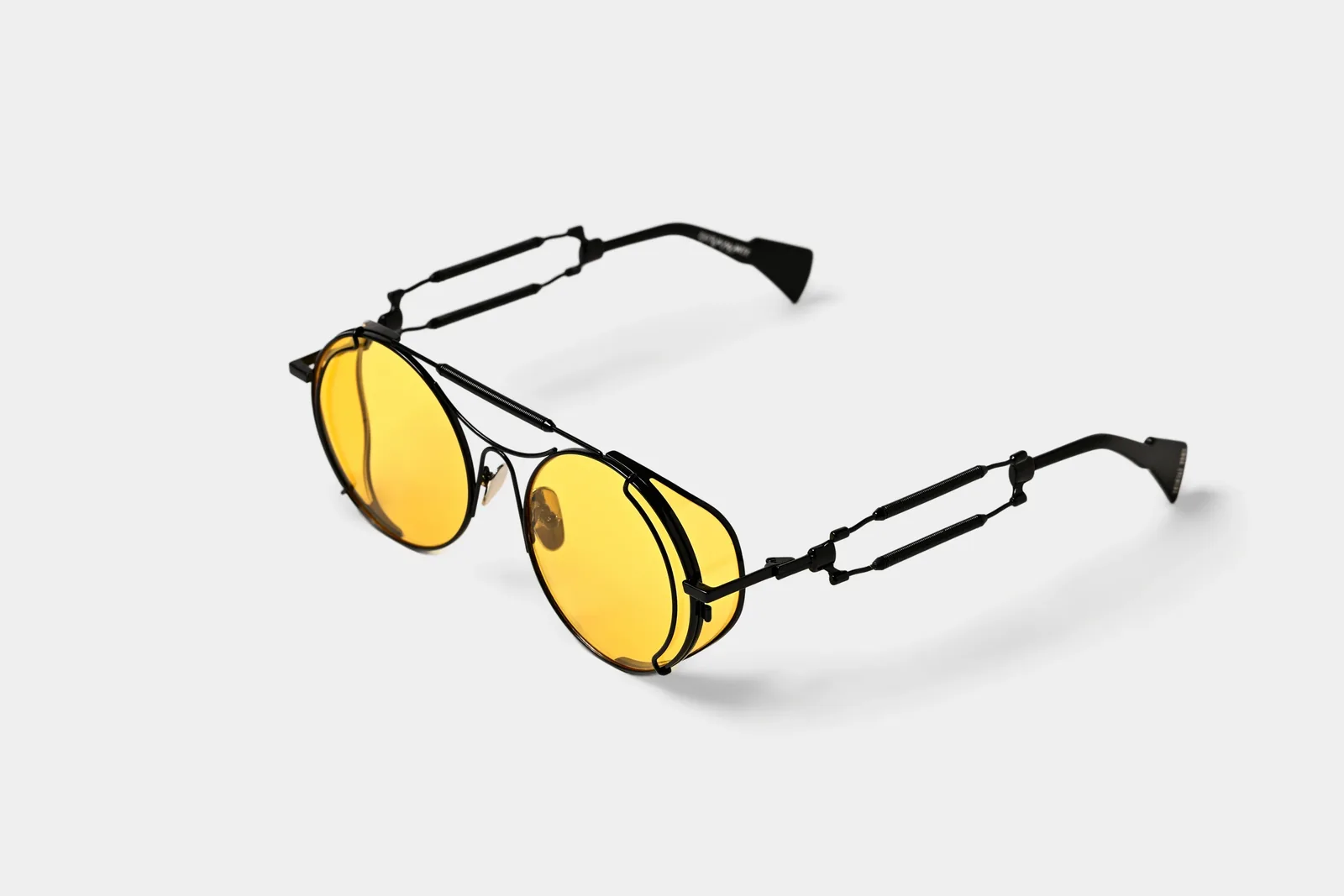 Swag Eyewear Extravagante Black Yellow approved product view 3