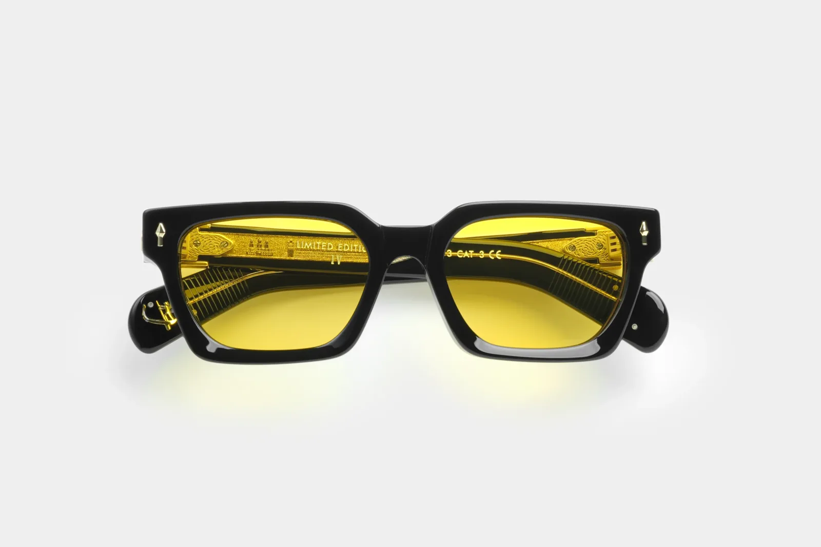 Swag Eyewear Limited Edition IV Black Small approved product view 2