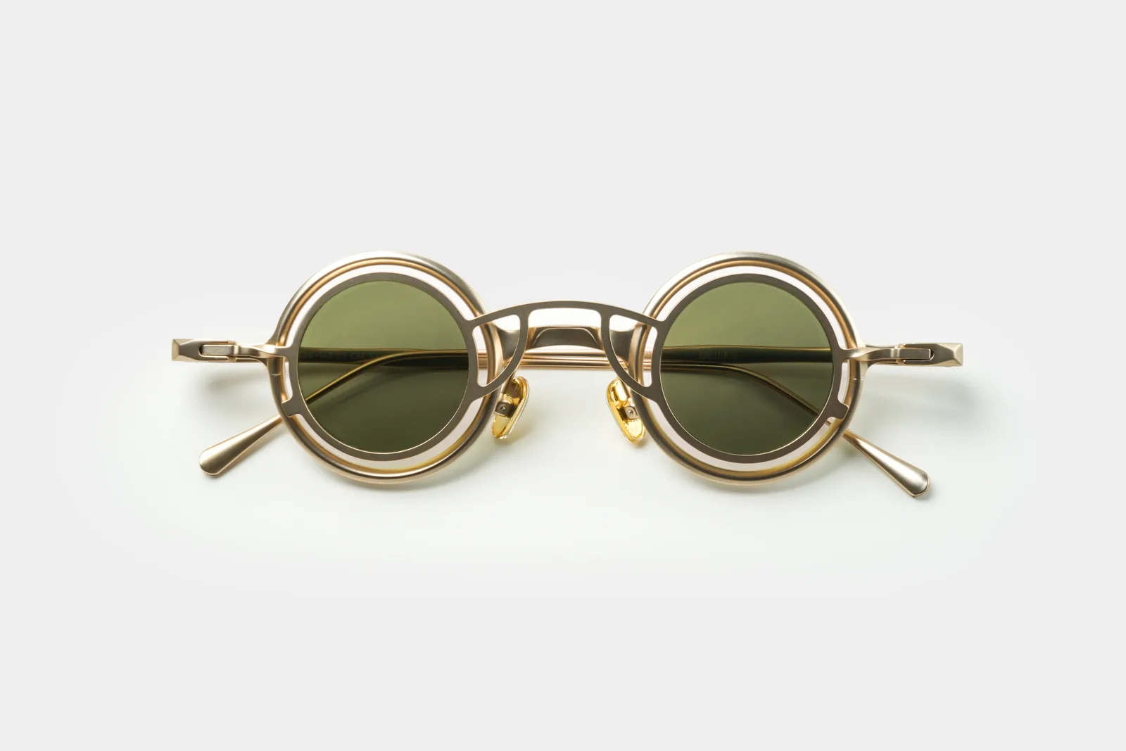 Swag Eyewear SW-08 Gold authorized collaboration reference, product view